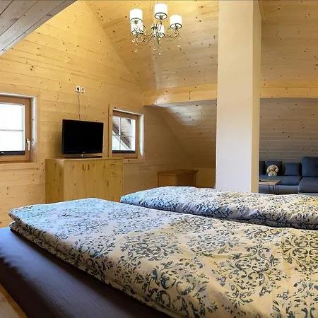 Siegel Almhuette 제더하우스