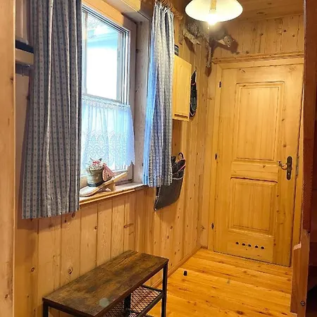 Siegel Almhuette * 제더하우스